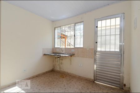 Cozinha de casa para alugar com 2 quartos, 70m² em Jardim São Paulo, Guarulhos