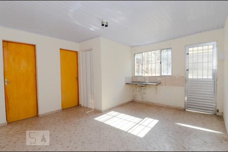 Sala e Cozinha de casa para alugar com 2 quartos, 70m² em Jardim São Paulo, Guarulhos