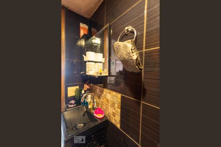 Apartamento à venda com 42m², 2 quartos e 1 vaga Apartamento à venda com 42m², 2 quartos e 1 vagaBanheiro 1