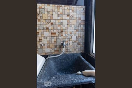 Apartamento à venda com 42m², 2 quartos e 1 vaga Apartamento à venda com 42m², 2 quartos e 1 vagaÁrea de serviço