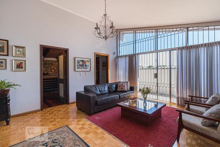 Sala de casa à venda com 3 quartos, 280m² em Jardim Itu, Porto Alegre