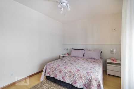 Quarto 1 suite de casa à venda com 3 quartos, 280m² em Jardim Itu, Porto Alegre