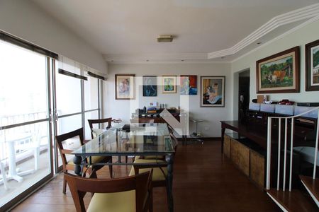 Sala de apartamento à venda com 4 quartos, 269m² em Campo Belo, São Paulo