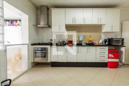 Cozinha de apartamento para alugar com 3 quartos, 145m² em Jardins, São Paulo