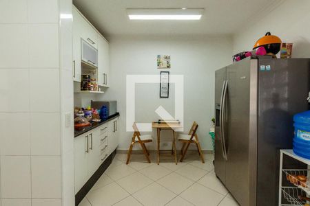 Cozinha de apartamento para alugar com 3 quartos, 145m² em Jardins, São Paulo