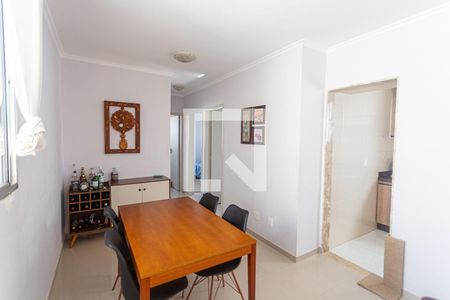 Sala de apartamento à venda com 3 quartos, 53m² em Santa Efigênia, Belo Horizonte