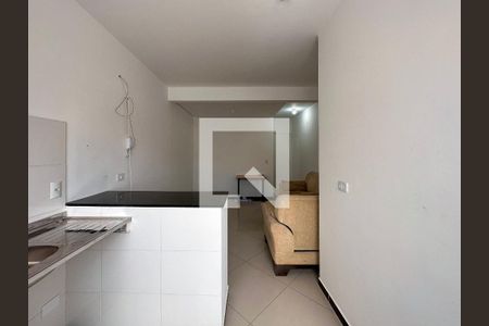 Cozinha de kitnet/studio para alugar com 1 quarto, 25m² em Jardim Monte Azul, São Paulo