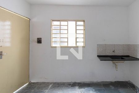 Kitnet de casa para alugar com 1 quarto, 15m² em Jardim Brasil (zona Norte), São Paulo