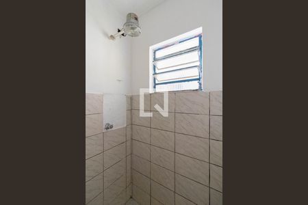 Banheiro de casa para alugar com 1 quarto, 15m² em Jardim Brasil (zona Norte), São Paulo