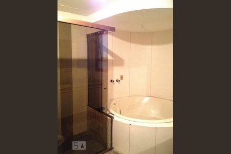 Banheiro de apartamento à venda com 5 quartos, 316m² em Santo Amaro, São Paulo