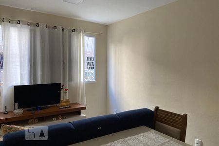 Sala de apartamento para alugar com 2 quartos, 44m² em Del Castilho, Rio de Janeiro