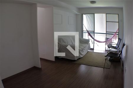 Sala de apartamento para alugar com 3 quartos, 75m² em Pechincha, Rio de Janeiro