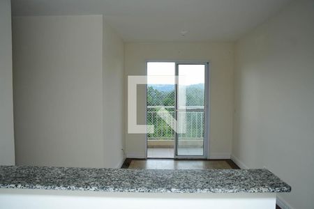 Sala de apartamento para alugar com 3 quartos, 55m² em Jardim Ísis, Cotia