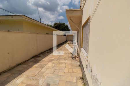 Casa à venda com 400m², 5 quartos e 7 vagas Casa à venda com 400m², 5 quartos e 7 vagasÁrea comum