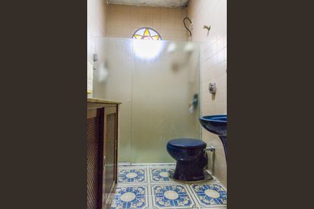 Banheiro de casa à venda com 3 quartos, 220m² em Vila Romana, São Paulo
