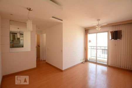 Sala de apartamento para alugar com 2 quartos, 48m² em Campinho, Rio de Janeiro