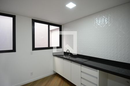 Sala/ Cozinha de kitnet/studio para alugar com 1 quarto, 36m² em Vila Dom Pedro I, São Paulo
