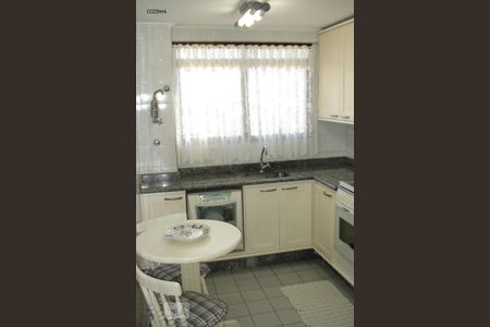 Cozinha de apartamento à venda com 4 quartos, 120m² em Vila Santa Catarina, São Paulo