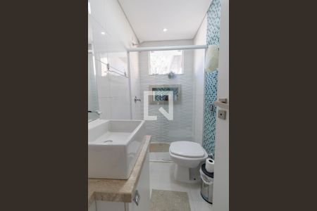 Casa para alugar com 120m², 3 quartos e 6 vagas Casa para alugar com 120m², 3 quartos e 6 vagasBanheiro Social