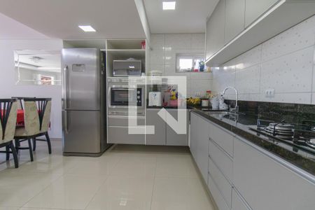 Casa para alugar com 120m², 3 quartos e 6 vagas Casa para alugar com 120m², 3 quartos e 6 vagasCozinha