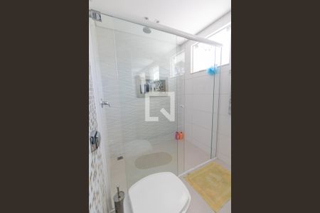 Casa para alugar com 120m², 3 quartos e 6 vagas Casa para alugar com 120m², 3 quartos e 6 vagasBanheiro da Suíte