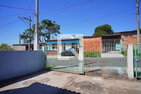 Sala - Cozinha - Vista de casa à venda com 2 quartos, 300m² em Guajuviras, Canoas
