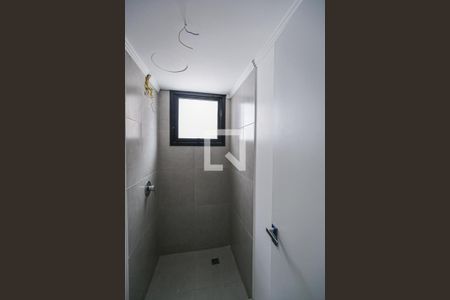 Banheiro do Quarto de apartamento à venda com 3 quartos, 107m² em Nonoai, Porto Alegre