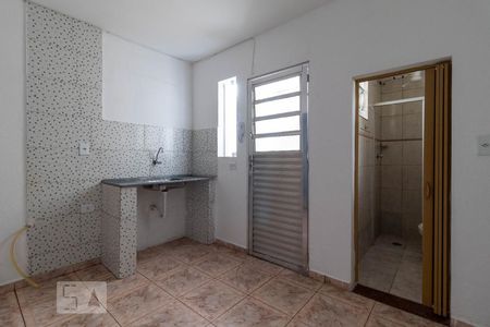 Cozinha de casa para alugar com 1 quarto, 45m² em Lauzane Paulista, São Paulo