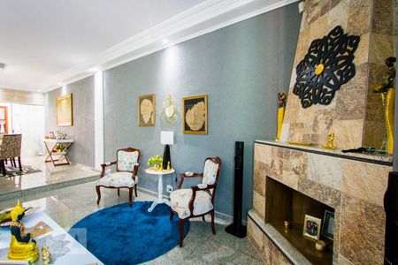 Sala de estar de casa à venda com 3 quartos, 300m² em Vila Assunção, Santo André
