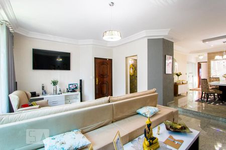 Sala de estar de casa à venda com 3 quartos, 300m² em Vila Assunção, Santo André