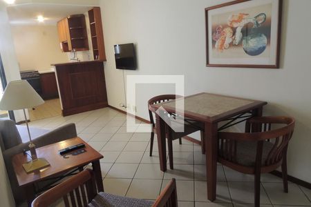 Sala de apartamento para alugar com 1 quarto, 46m² em Centro, Campinas