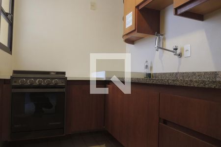 Cozinha de apartamento para alugar com 1 quarto, 46m² em Centro, Campinas