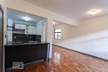 Sala de apartamento para alugar com 3 quartos, 110m² em Savassi, Belo Horizonte