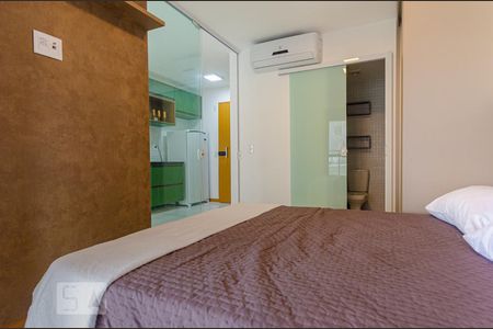 Quarto Suíte de apartamento para alugar com 1 quarto, 31m² em Barra, Salvador