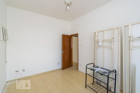 Quarto 1 de apartamento à venda com 2 quartos, 78m² em Brás de Pina, Rio de Janeiro