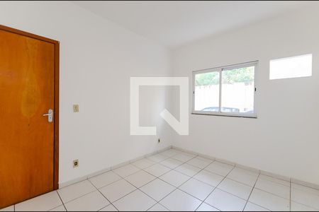 Quarto 1 de casa para alugar com 1 quarto, 40m² em Engenho do Mato, Niterói