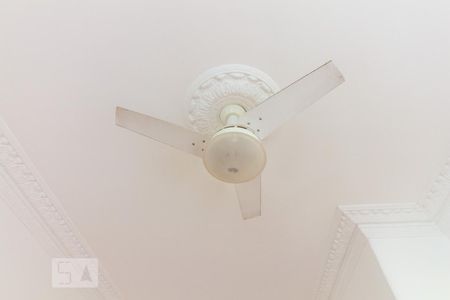 Detalhe da Sala - Ventilador de teto de apartamento para alugar com 2 quartos, 75m² em Tijuca, Rio de Janeiro