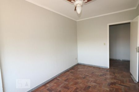 Quarto 1 de apartamento para alugar com 2 quartos, 65m² em Sarandi, Porto Alegre