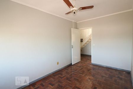 Quarto 1 de apartamento à venda com 2 quartos, 65m² em Sarandi, Porto Alegre