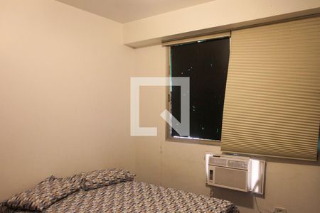 Quarto 1 de apartamento à venda com 3 quartos, 136m² em Ipanema, Rio de Janeiro