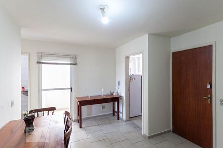 Sala de apartamento para alugar com 2 quartos, 68m² em Cachoeirinha, Belo Horizonte