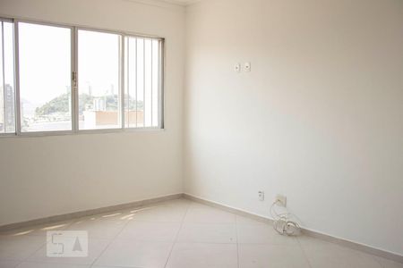 Sala de Estar de apartamento para alugar com 1 quarto, 60m² em Gonzaguinha, São Vicente