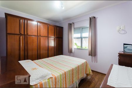 Suíte de apartamento para alugar com 3 quartos, 105m² em Embaré, Santos