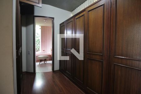 Suíte 1 de casa à venda com 6 quartos, 324m² em Jardim Guedala, São Paulo