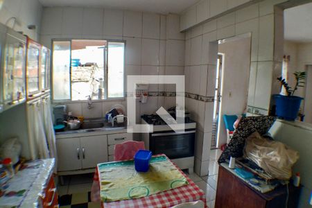 Casa à venda com 170m², 2 quartos e sem vaga Casa à venda com 170m², 2 quartos e sem vagaCozinha