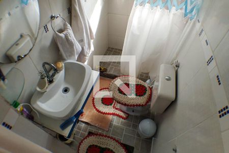 Casa à venda com 170m², 2 quartos e sem vaga Casa à venda com 170m², 2 quartos e sem vagaBanheiro da Suíte