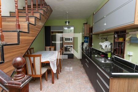 Casa à venda com 360m², 3 quartos e 2 vagasCopa / Cozinha