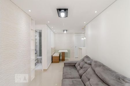 Sala  de apartamento para alugar com 2 quartos, 60m² em Cambuci, São Paulo