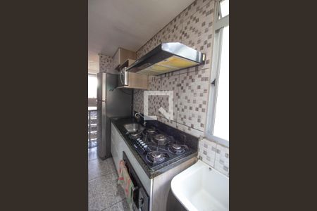 Apartamento para alugar com 38m², 2 quartos e 1 vaga Apartamento para alugar com 38m², 2 quartos e 1 vagaCozinha-Lavanderia