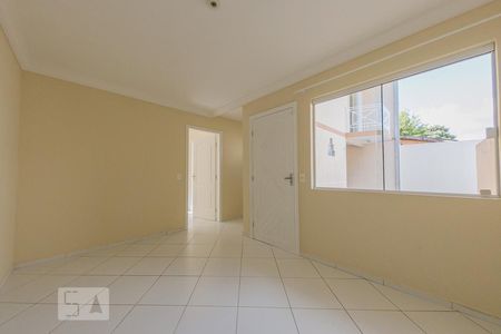 Sala de casa de condomínio para alugar com 3 quartos, 102m² em Abranches, Curitiba